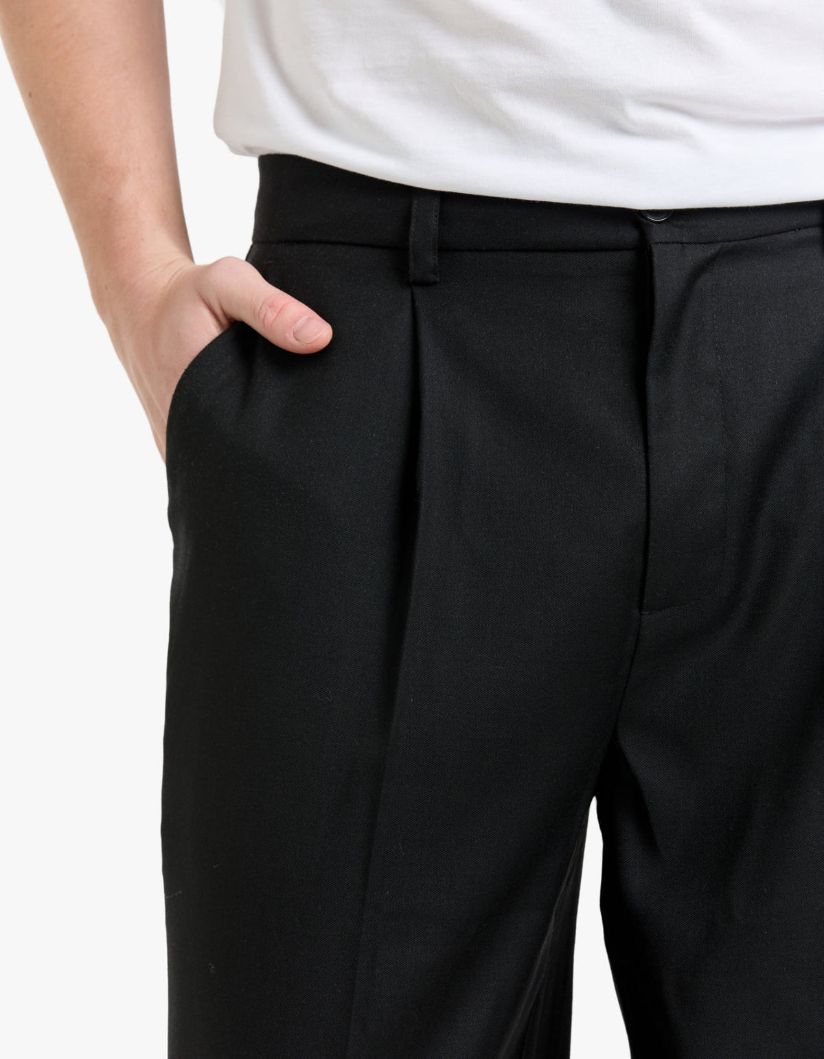 Ari Tailored Pant - Black