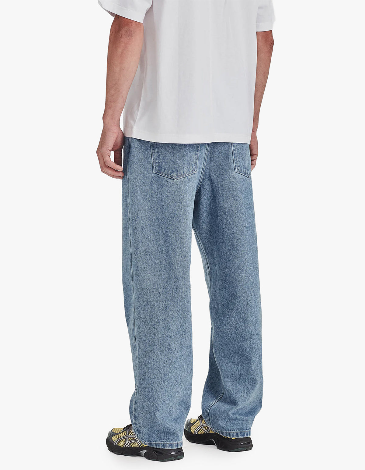 Mens Relaxed Jean - Mid Blue Rinse