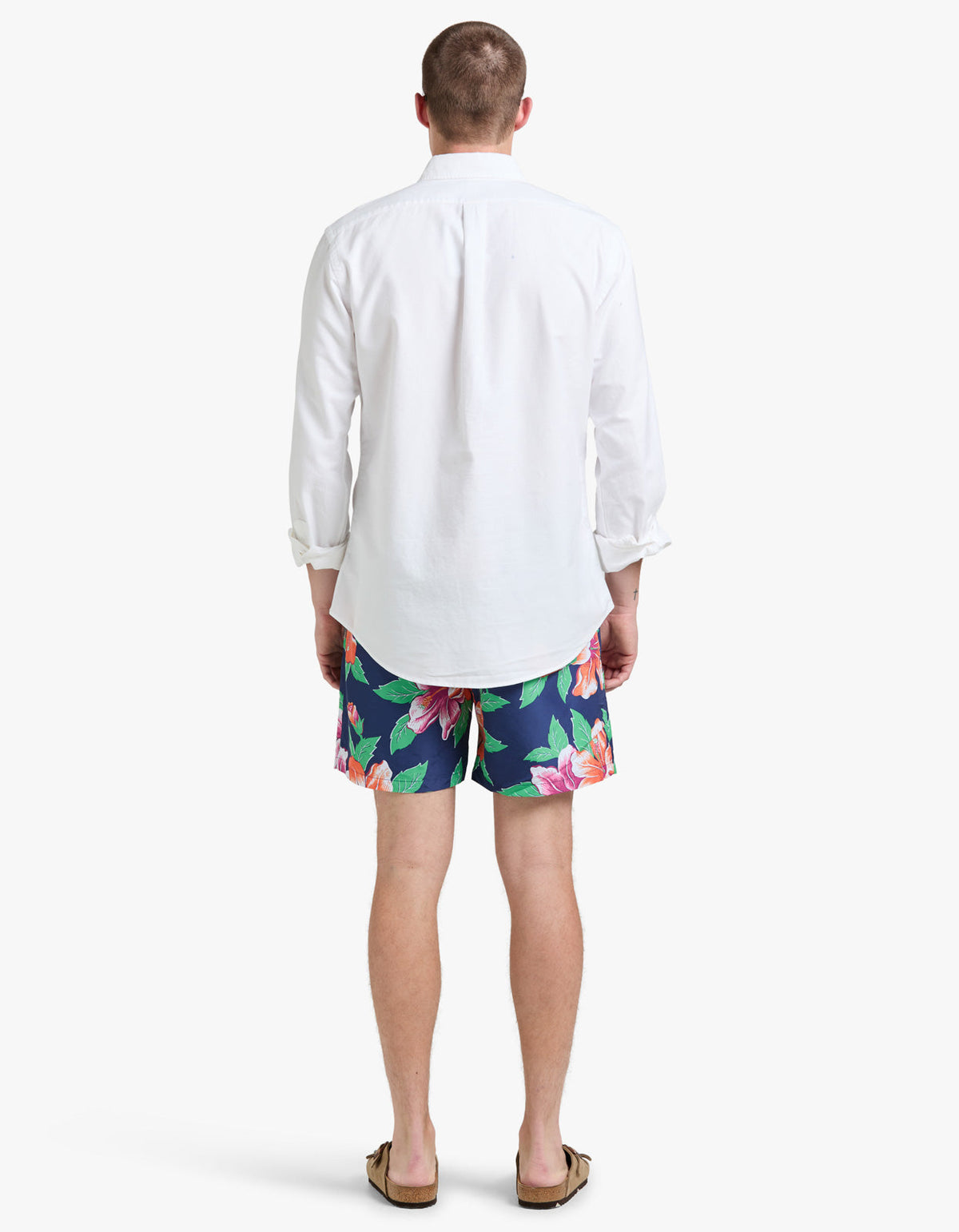 5.75 Inch Traveler Classic Swim Trunk - Iconic Hibiscus Navy